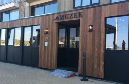 Amuzee